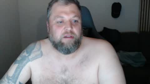 Snapshot of chrizz80 chatting on 25, 4, 2026 Chrizz online show from 25, 4, 2026