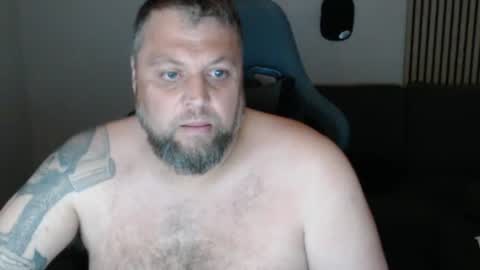 Snapshot of chrizz80 chatting on 14, 6, 2026 Chrizz online show from 14, 6, 2026