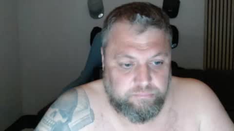 Snapshot of chrizz80 chatting on 18, 6, 2026 Chrizz online show from 18, 6, 2026