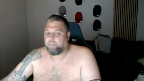 Snapshot of chrizz80 chatting on 10, 7, 2026 Chrizz online show from 10, 7, 2026