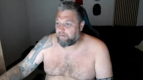 Snapshot of chrizz80 chatting on 24, 7, 2026 Chrizz online show from 24, 7, 2026