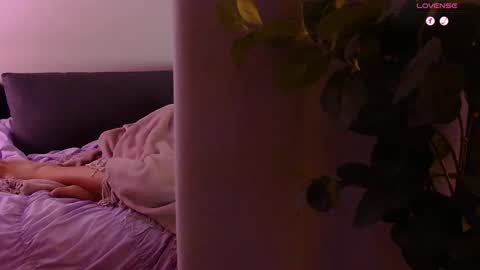 xolena zo-lee-na online show from 11, 1, 2026