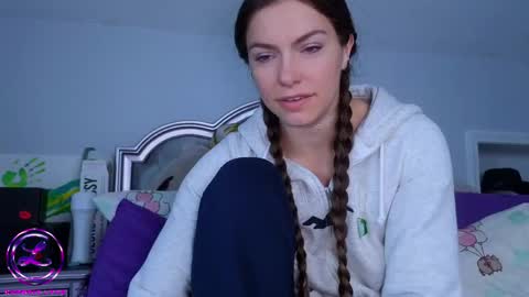 Snapshot of chroniclove chatting on 19, 5, 2026 Marley online show from 19, 5, 2026