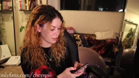Snapshot of chrysanthulu chatting on 30, 5, 2026 Chrys online show from 30, 5, 2026