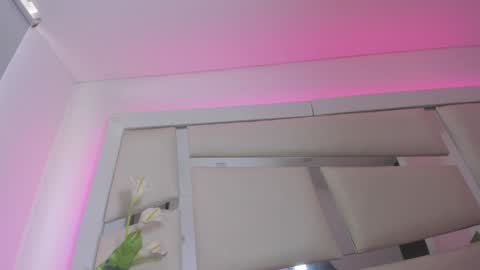 Snapshot of chrystal_jade chatting on 3, 12, 2024 instagram chrystaljade.1 online show from 3, 12, 2024