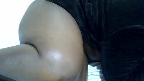 Snapshot of chubby_queenie07 chatting on 7, 7, 2026 DivaDee online show from 7, 7, 2026