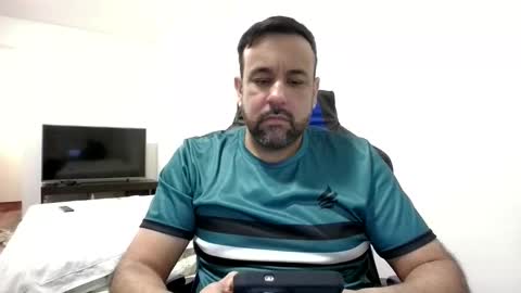 Guillote online show from 4, 4, 2026