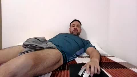 Guillote online show from 8, 4, 2026