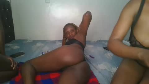 Snapshot of chyna_baibe chatting on 11, 9, 2025 chyna_baibe online show from 11, 9, 2025