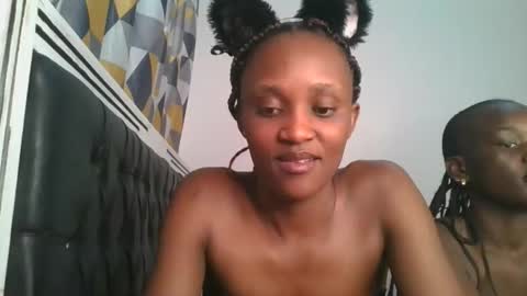 Snapshot of chyna_baibe chatting on 9, 10, 2025 chyna_baibe online show from 9, 10, 2025