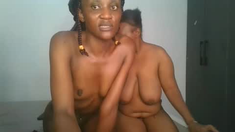 Snapshot of chyna_baibe chatting on 11, 10, 2025 chyna_baibe online show from 11, 10, 2025