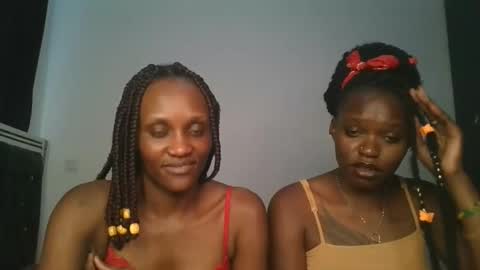 Snapshot of chyna_baibe chatting on 16, 10, 2025 chyna_baibe online show from 16, 10, 2025