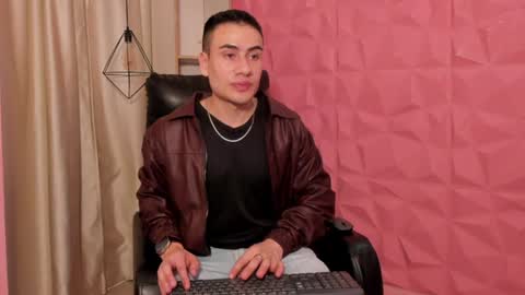 Snapshot of cian_frost chatting on 30, 7, 2026 CIAN online show from 30, 7, 2026