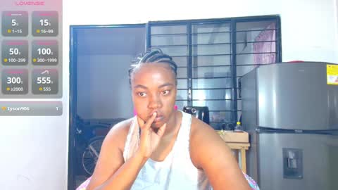 Snapshot of ciaraebonyxxx chatting on 6, 4, 2026 ciaraebonyxxx online show from 6, 4, 2026