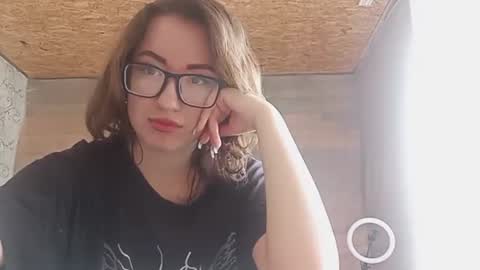 Snapshot of cicelyphaup chatting on 13, 6, 2026 Olivia online show from 13, 6, 2026