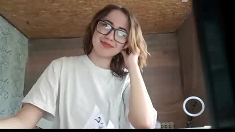 Snapshot of cicelyphaup chatting on 2, 7, 2026 Olivia online show from 2, 7, 2026