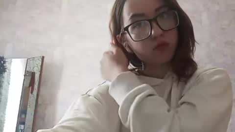 Snapshot of cicelyphaup chatting on 12, 7, 2026 Olivia online show from 12, 7, 2026