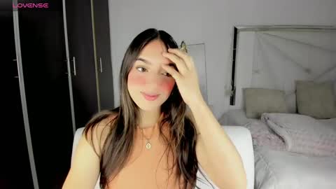 Snapshot of cieloo_ chatting on 12, 2, 2025 CIELO online show from 12, 2, 2025