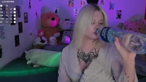 Helen and Teya online show from 19, 11, 2025