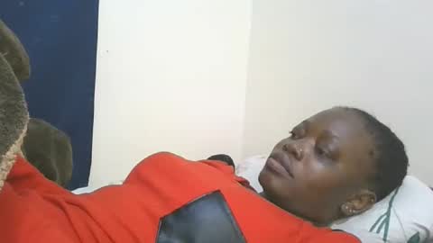 cilia petite online show from 13, 11, 2025