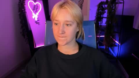 Cin Bellamy online show from 10, 9, 2025