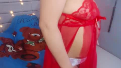 Cindy Castillo online show from 4, 1, 2025