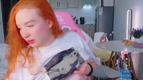 Snapshot of cinnabongirls chatting on 15, 6, 2026 Maddy online show from 15, 6, 2026
