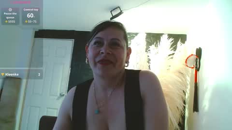 cinthia1609 online show from 15, 10, 2025