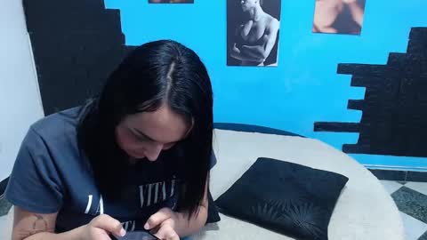 Snapshot of cinthya_dan chatting on 7, 10, 2025 Cinthya online show from 7, 10, 2025