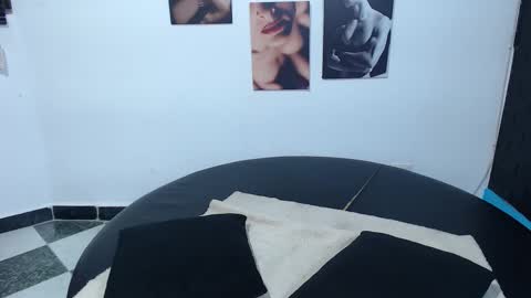 Cinthya online show from 6, 11, 2025