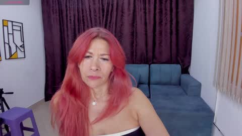 Snapshot of cintiagreyx chatting on 15, 1, 2025 CINTIA online show from 15, 1, 2025