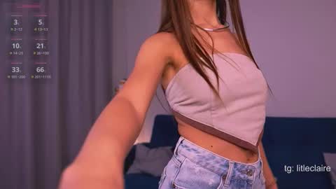 Snapshot of claire_amoure chatting on 2, 11, 2025 Claire online show from 2, 11, 2025