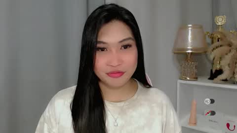 Snapshot of claire_wntr chatting on 3, 5, 2026 CLAIRE online show from 3, 5, 2026
