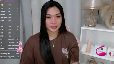 CLAIRE online show from 17, 7, 2026