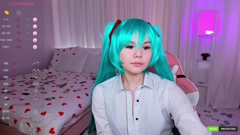 Claire Faers online show from 1, 2, 2025