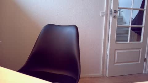 clamshive7 online show from 21, 12, 2025