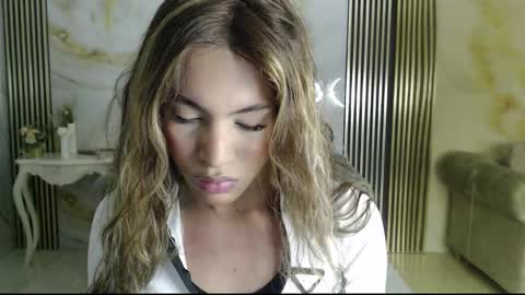 Clara  online show from 10, 9, 2025