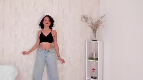 Snapshot of clara_tenssio chatting on 9, 1, 2025 Clara online show from 9, 1, 2025