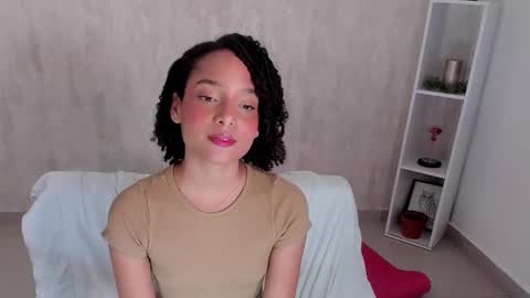 Snapshot of clara_tenssio chatting on 10, 1, 2025 Clara online show from 10, 1, 2025