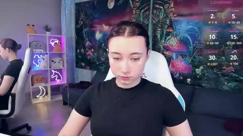 Snapshot of clarabenson chatting on 10, 9, 2025 clarabenson online show from 10, 9, 2025