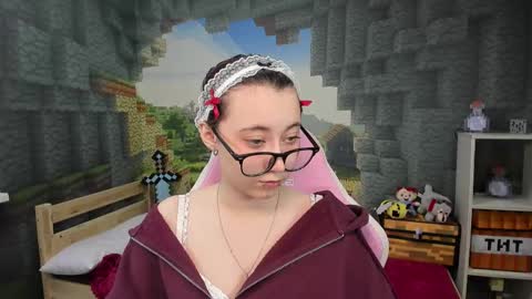 Snapshot of clarabenson chatting on 8, 1, 2026 clarabenson online show from 8, 1, 2026