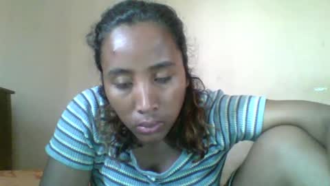 Clarah0123 online show from 28, 11, 2025