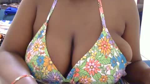 Snapshot of clarahnaughty191 chatting on 14, 2, 2026 clarahnaughty191 online show from 14, 2, 2026