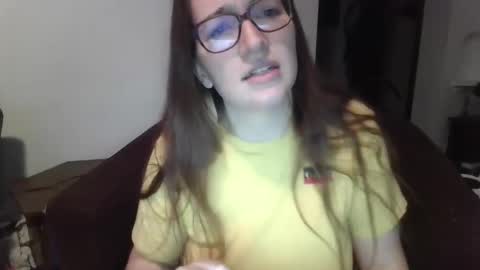 Clara Wolfe online show from 12, 9, 2025