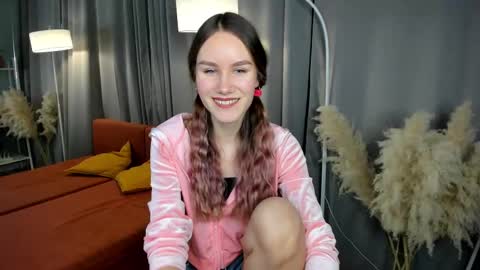 Snapshot of clare_ff chatting on 7, 3, 2025 Claire online show from 7, 3, 2025