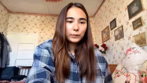 Yuna online show from 18, 9, 2025