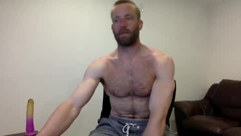 Clarke Cock online show from 15, 4, 2026