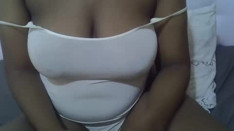 Snapshot of classy_zoey chatting on 2, 10, 2025 classy_zoey online show from 2, 10, 2025