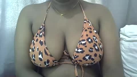 Snapshot of classy_zoey chatting on 3, 12, 2025 classy_zoey online show from 3, 12, 2025