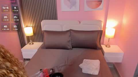 clauwdeen  wolf online show from 4, 12, 2025